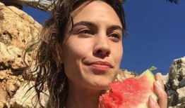 花瓶吃瓜娱乐圈,吃瓜娱乐圈背后的风云变幻