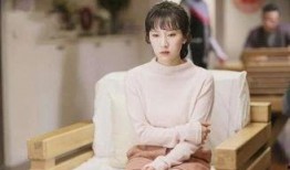 女朋友喜欢吃娱乐圈的瓜,她心中的甜蜜圈粉瞬间