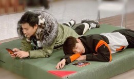 娱乐吃瓜社尼格买提,娱乐吃瓜社的明星风向标